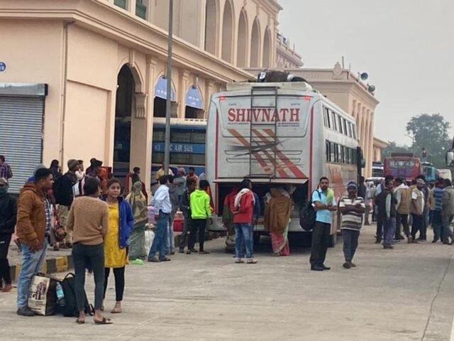 _bus stand