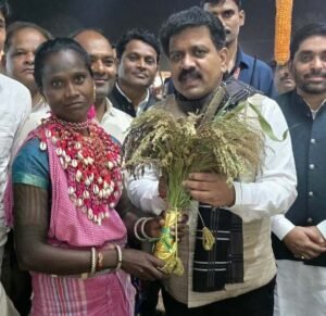 20251107123530_queen